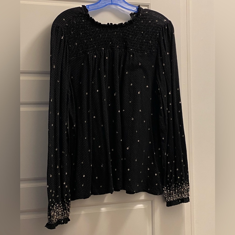 Lucky Brand smocked yoke peasant top, size L